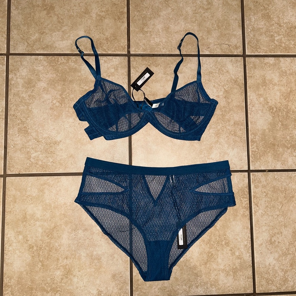 Addiction Nouvelle Lingerie set NWT